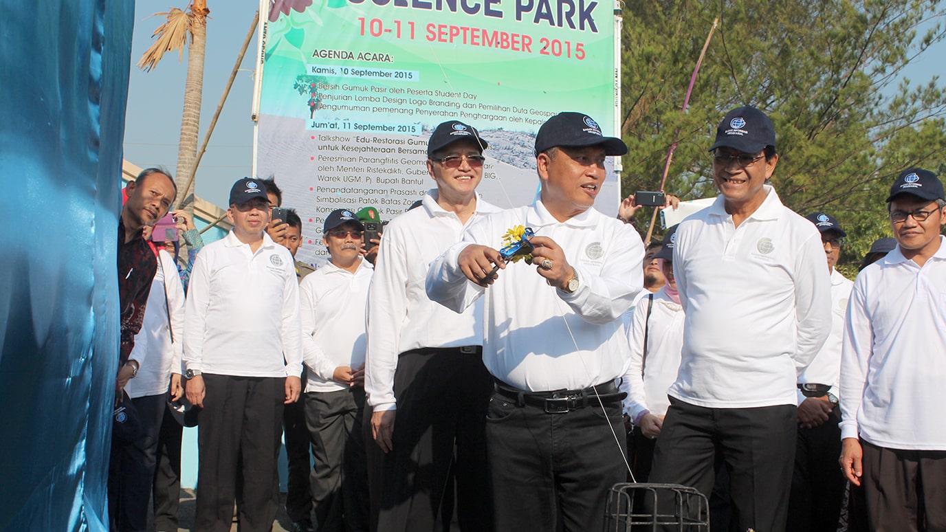 Menteri Ristek Resmikan Parangtritis Geomaritime Science Park