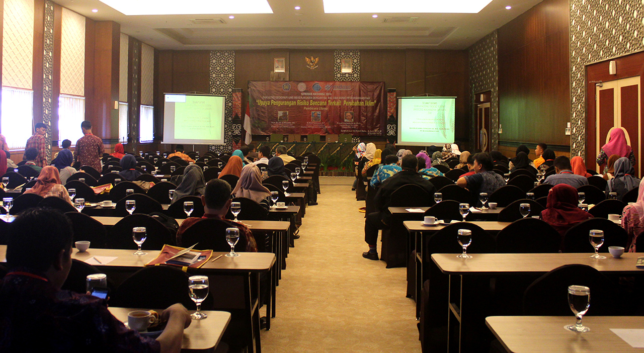 Seminar Nasional Fakultas Geografi UMS 2016