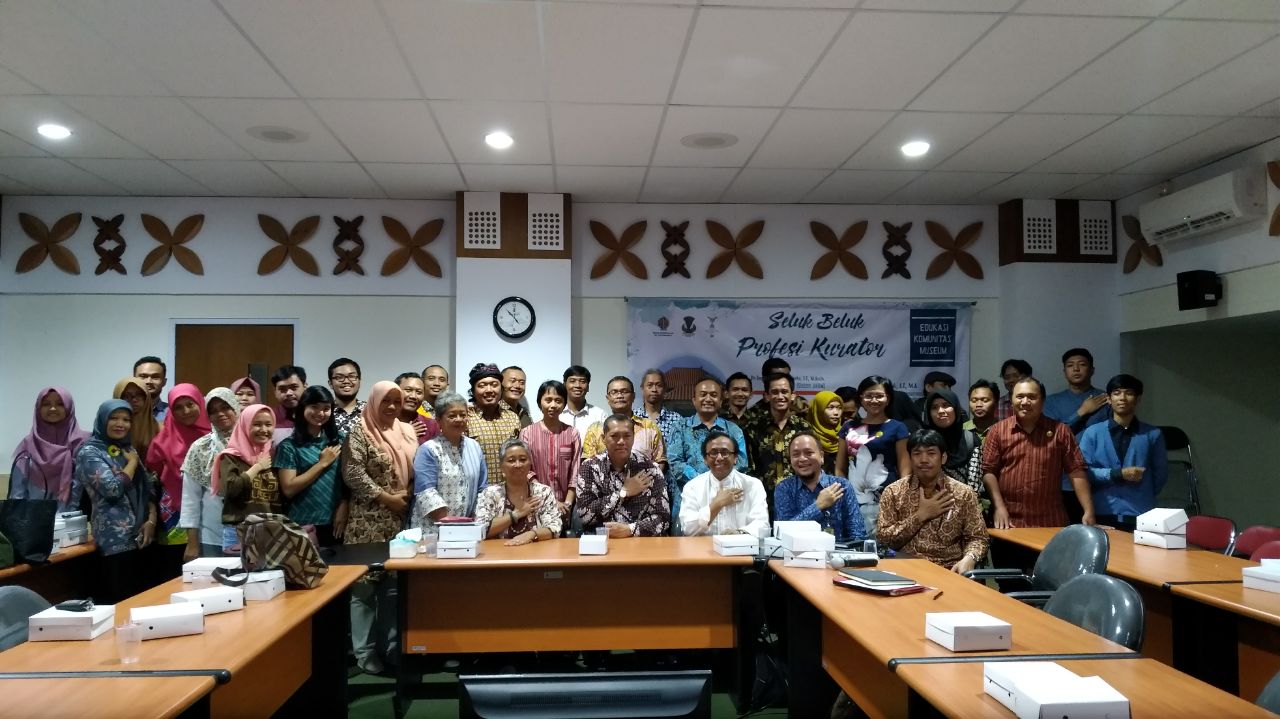 Diskusi “Seluk Beluk Profesi Kurator” di Museum Sonobudoyo