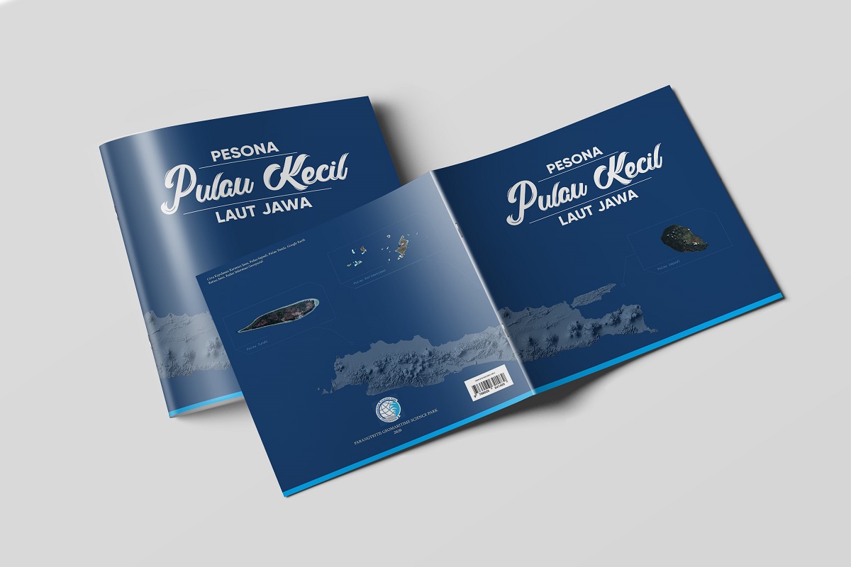 Buku Pesona Pulau Kecil Laut Jawa